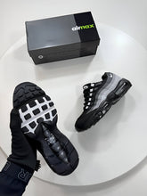 Load image into Gallery viewer, Shoes men