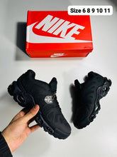 Load image into Gallery viewer, Shoes men