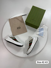 Load image into Gallery viewer, Shoes men