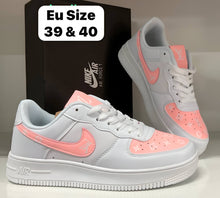 Load image into Gallery viewer, Shoes