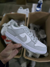 Load image into Gallery viewer, Shoes
