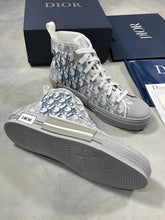 Load image into Gallery viewer, Shoes men