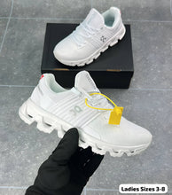 Load image into Gallery viewer, Shoes