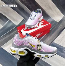 Load image into Gallery viewer, Shoes women