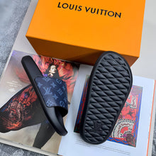 Load image into Gallery viewer, Slipper