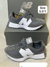 Load image into Gallery viewer, Shoes women