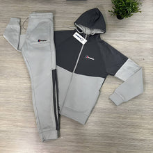 Load image into Gallery viewer, Tracksuit