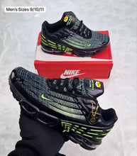Load image into Gallery viewer, Shoes