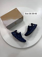 Load image into Gallery viewer, Shoes