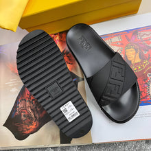 Load image into Gallery viewer, Slipper