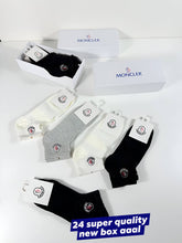 Load image into Gallery viewer, Socks