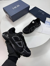 Load image into Gallery viewer, Shoes men