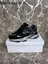 Load image into Gallery viewer, Shoes
