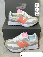 Load image into Gallery viewer, Shoes women