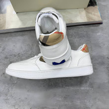 Load image into Gallery viewer, Shoes men