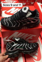 Load image into Gallery viewer, Shoes men