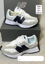 Load image into Gallery viewer, Shoes women
