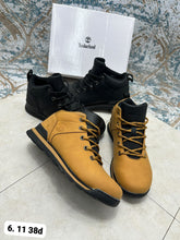 Load image into Gallery viewer, Shoes