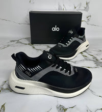 Load image into Gallery viewer, Shoes