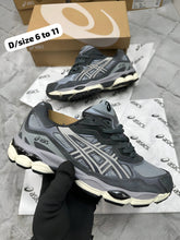 Load image into Gallery viewer, Shoes