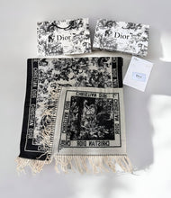 Load image into Gallery viewer, Scarf