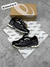 Load image into Gallery viewer, Shoes