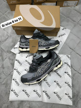 Load image into Gallery viewer, Shoes