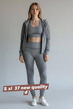 Load image into Gallery viewer, Tracksuit women