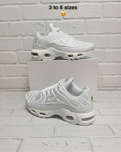 Load image into Gallery viewer, Shoes