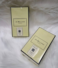 Load image into Gallery viewer, Perfume
