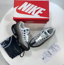 Load image into Gallery viewer, Shoes men