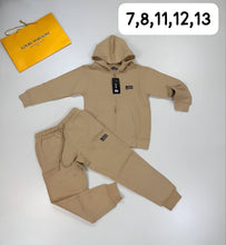 Load image into Gallery viewer, Tracksuit boy