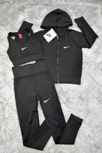 Load image into Gallery viewer, Tracksuit women
