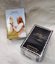 Load image into Gallery viewer, Perfume