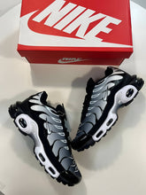 Load image into Gallery viewer, Shoes men