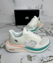 Load image into Gallery viewer, Shoes
