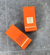 Load image into Gallery viewer, Perfume