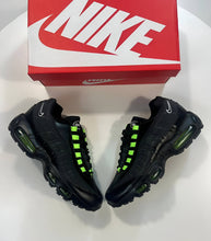 Load image into Gallery viewer, Shoes