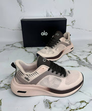 Load image into Gallery viewer, Shoes women