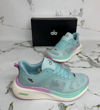 Load image into Gallery viewer, Shoes women
