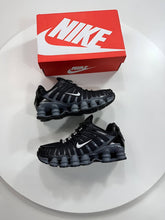 Load image into Gallery viewer, Shoes