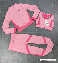 Load image into Gallery viewer, Tracksuit women