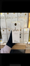 Load image into Gallery viewer, Perfume