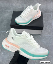Load image into Gallery viewer, Shoes women