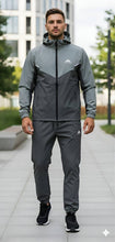 Load image into Gallery viewer, Tracksuit men