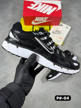 Load image into Gallery viewer, Shoes