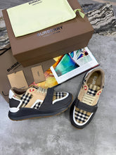 Load image into Gallery viewer, Shoes men