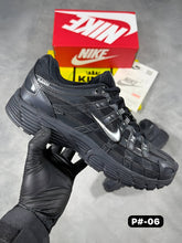 Load image into Gallery viewer, Shoes