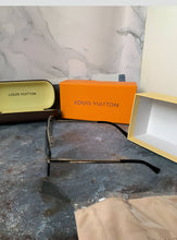 Load image into Gallery viewer, Sunglass