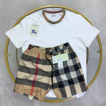 Load image into Gallery viewer, Tshirt